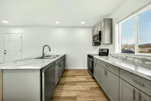 4069 S Pacific Hwy, Medford, OR 97501 - Photo 10