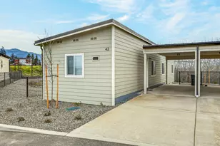 4069 S Pacific Hwy, Medford, OR 97501 - Photo 1