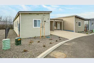 4069 S Pacific Highway #42, Medford, OR 97501 - Photo 4