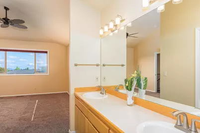 21445 Bradetich Loop, Bend, OR 97701 - Photo 12