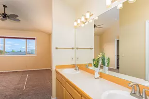 21445 Bradetich Loop, Bend, OR 97701 - Photo 12