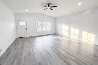 465 Arnos Street, Talent, OR 97540 - Photo 4