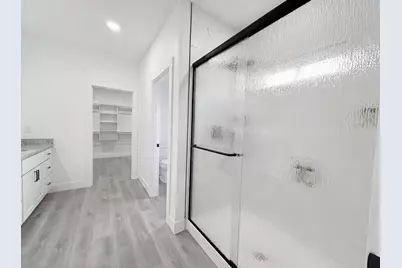 465 Arnos Street, Talent, OR 97540 - Photo 12