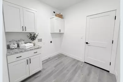 465 Arnos Street, Talent, OR 97540 - Photo 24