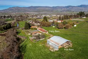 273 Theo Dr, Talent, OR 97540 - Photo 1