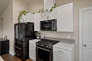 1797 NE 4th St, Redmond, OR 97756 - Photo 16