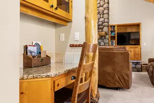 18189 Oregon Loop, Sunriver, OR 97707 - Photo 8