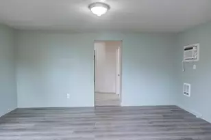 903 W 11th St, Medford, OR 97501 - Photo 28