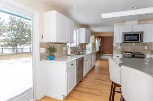 521 Old Midland Rd, Midland, OR 97634 - Photo 16