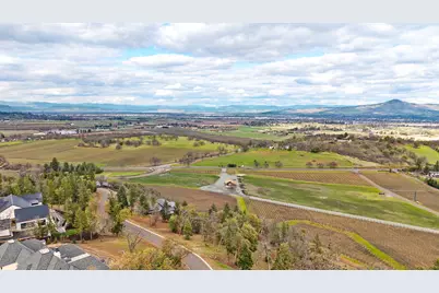 45 Vineyard View Circle #Lot 10, Medford, OR 97501 - Photo 6