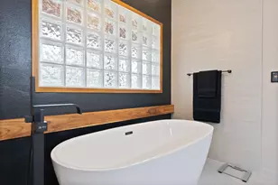 920 Cinnamon Teal Dr, Redmond, OR 97756 - Photo 42