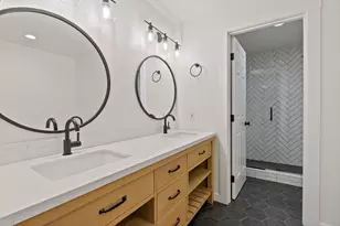 63673 Boyd Acres Rd, Bend, OR 97701 - Photo 22