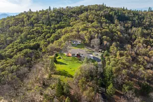 160 Wallace Ln, Grants Pass, OR 97527 - Photo 40