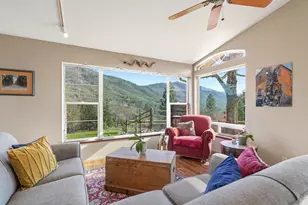 160 Wallace Ln, Grants Pass, OR 97527 - Photo 6