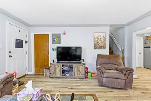 456 N Log Cabin St, Independence, OR 97351 - Photo 8