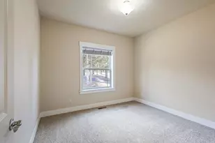 7303 Southeast Madison Ave, Prineville, OR 97754 - Photo 24