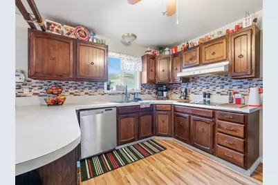 6519 Valhalla Avenue, Klamath Falls, OR 97603 - Photo 8