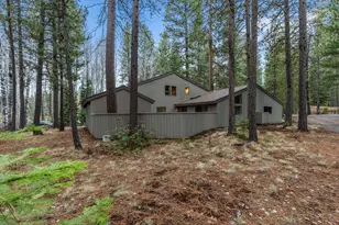70888 Lichen Loop, Black Butte Ranch, OR 97759 - Photo 6