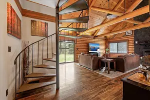 48 Mill Creek Dr, Prospect, OR 97536 - Photo 2