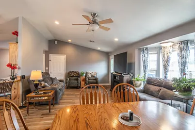 380 SE Sunnyside Drive, Winston, OR 97496 - Photo 6