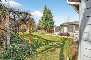 965 Park St, Ashland, OR 97520 - Photo 44