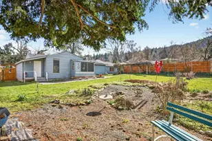 965 Park St, Ashland, OR 97520 - Photo 46