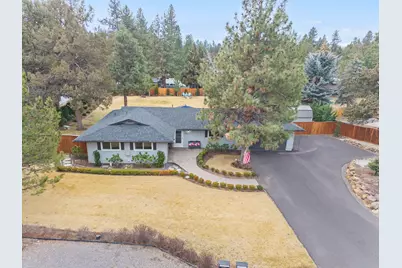20977 Desert Woods Drive, Bend, OR 97702 - Photo 2