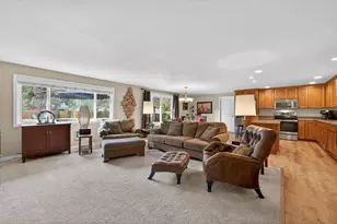 20977 Desert Woods Dr, Bend, OR 97702 - Photo 4