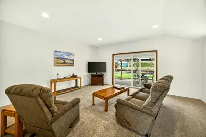 160 Meadow View Drive, Phoenix, OR 97535 - Photo 10