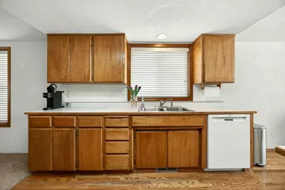 160 Meadow View Drive, Phoenix, OR 97535 - Photo 8