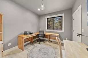 60449 Pima Rd, Bend, OR 97702 - Photo 22