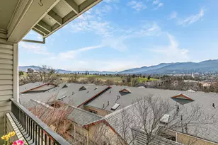 942 Mountain Meadows Cir, Ashland, OR 97520 - Photo 14