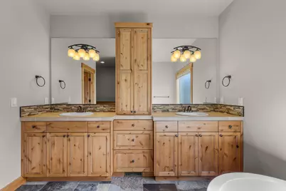 10103 Juniper Glen Circle, Redmond, OR 97756 - Photo 22