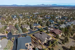 10103 Juniper Glen Cir, Redmond, OR 97756 - Photo 36