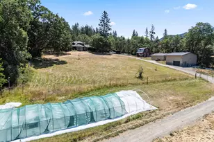 510 Copper Dr, Grants Pass, OR 97527 - Photo 34