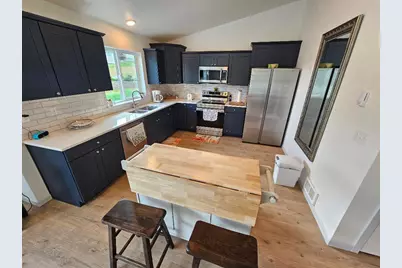 390 Elrod Place, Maupin, OR 97037 - Photo 28