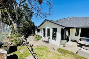 2446 Heritage Way, Medford, OR 97504 - Photo 40