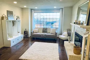 2446 Heritage Way, Medford, OR 97504 - Photo 6