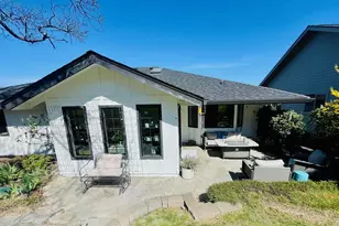 2446 Heritage Way, Medford, OR 97504 - Photo 40