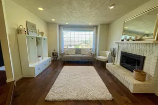 2446 Heritage Way, Medford, OR 97504 - Photo 4