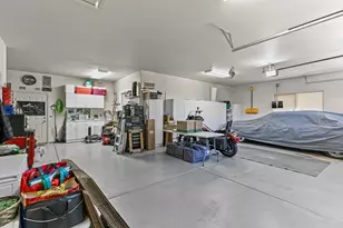 422 Robert Trent Jones Blvd, Eagle Point, OR 97524 - Photo 28