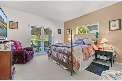 422 Robert Trent Jones Boulevard, Eagle Point, OR 97524 - Photo 20