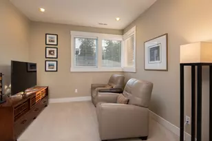 1885 NW Hartford Ave, Bend, OR 97703 - Photo 16