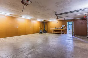 450 Whispering Pines Ln, Grants Pass, OR 97527 - Photo 28