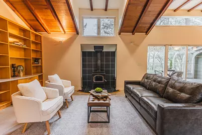 450 Whispering Pines Lane, Grants Pass, OR 97527 - Photo 4