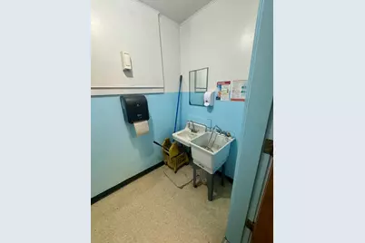 225 E Schonchin Street, Chiloquin, OR 97624 - Photo 16