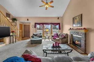 2985 NE Alpen Glow Pl, Bend, OR 97701 - Photo 4