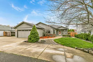 1620 Edgevale Ave, Medford, OR 97504 - Photo 1