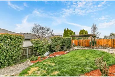 1620 Edgevale Avenue, Medford, OR 97504 - Photo 26