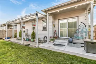 248 Christopher Way, Talent, OR 97540 - Photo 30